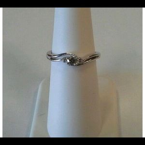 Diamond engagement Ring 10k